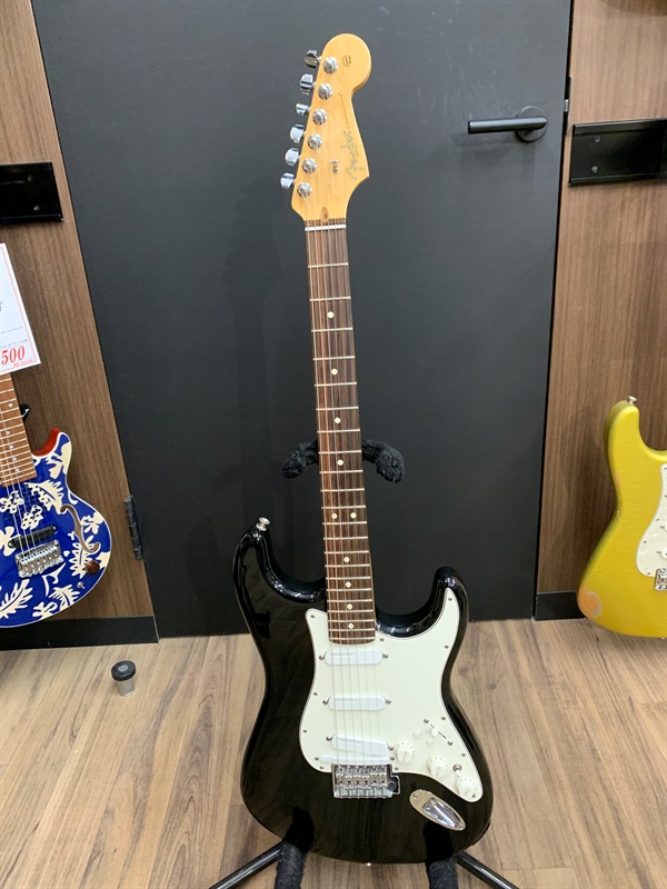 Fender USA G-5A VG Stratocaster BLKの画像
